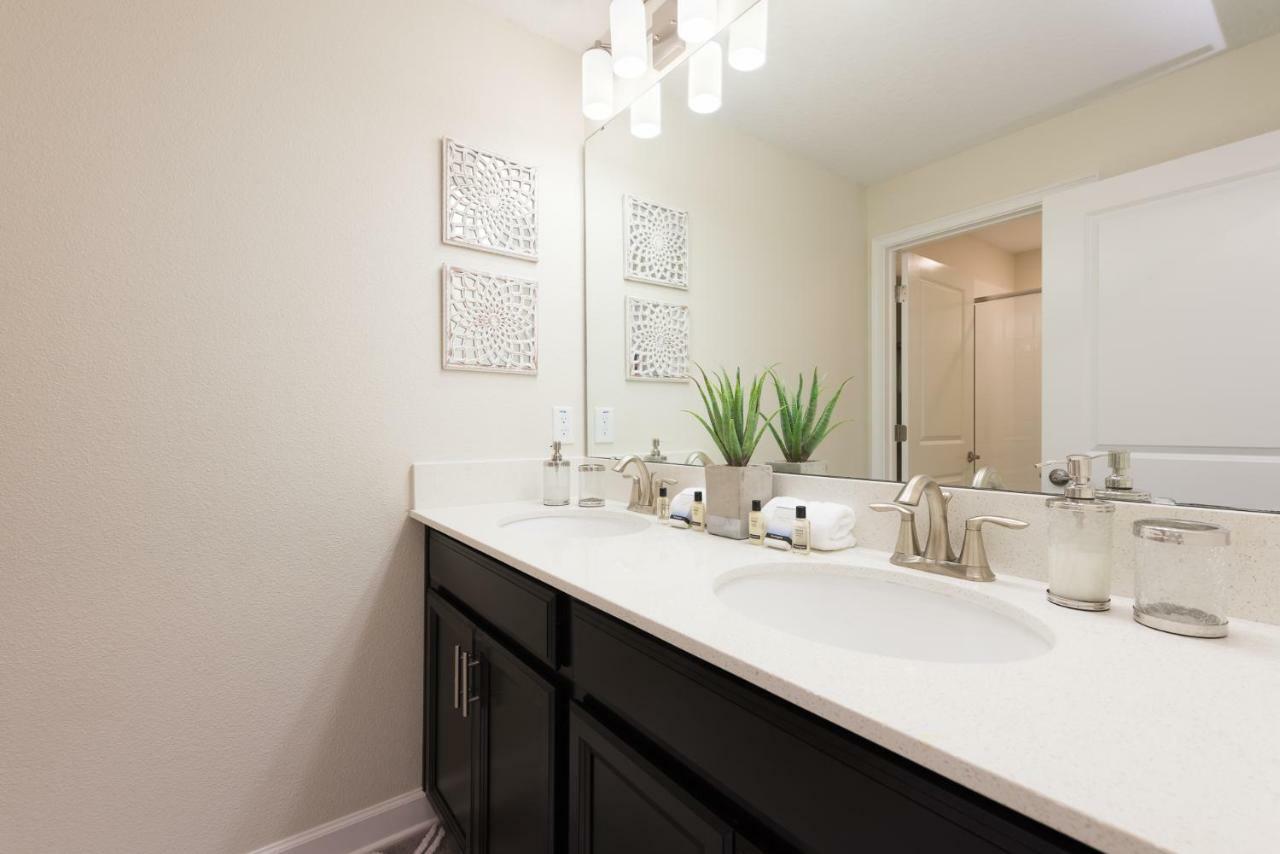 Amazing Home With A Nice Private Pool Near Disney Kissimmee Bagian luar foto